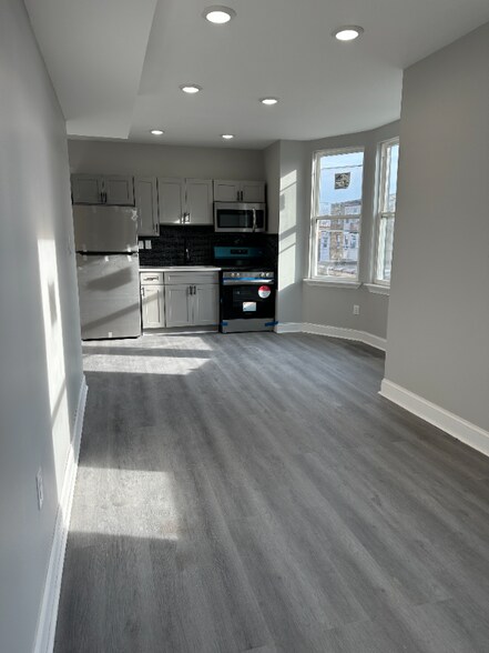 Building Photo - 3034 N 22nd St