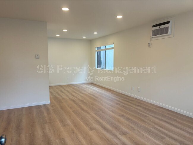 Building Photo - 414 N Columbus Ave