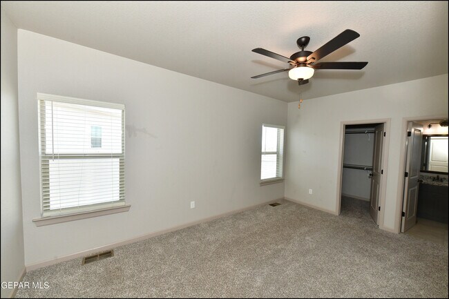 Building Photo - 2358 Enchanted Gem