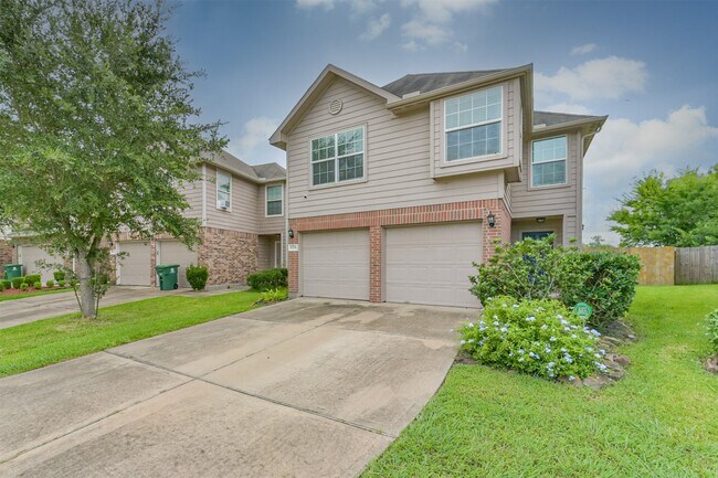 Building Photo - 9334 Valley Tree Ln