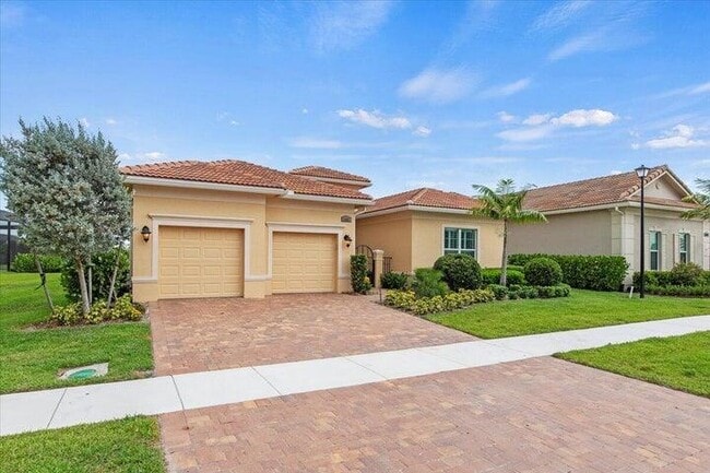 Building Photo - 9051 SW Pepoli Way
