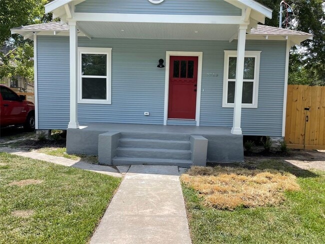 Building Photo - 2715 Cochran St