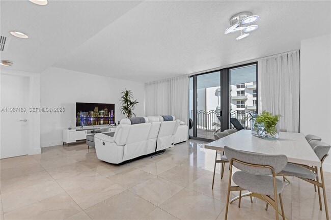 Building Photo - 1500 Ocean Dr