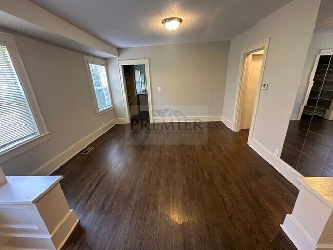 Building Photo - 5435 Lydia Ave