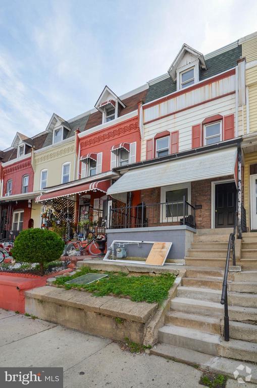 Building Photo - 713 N 12th St