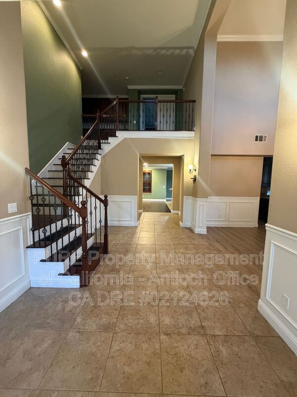Building Photo - 80 Bottlebrush Ct