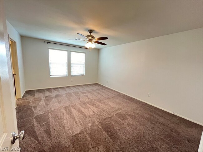 Building Photo - 7052 Fossil Lake St