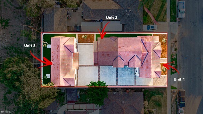 Building Photo - 3 br, 3 bath Duplex - 10224 La Reina Avenu...