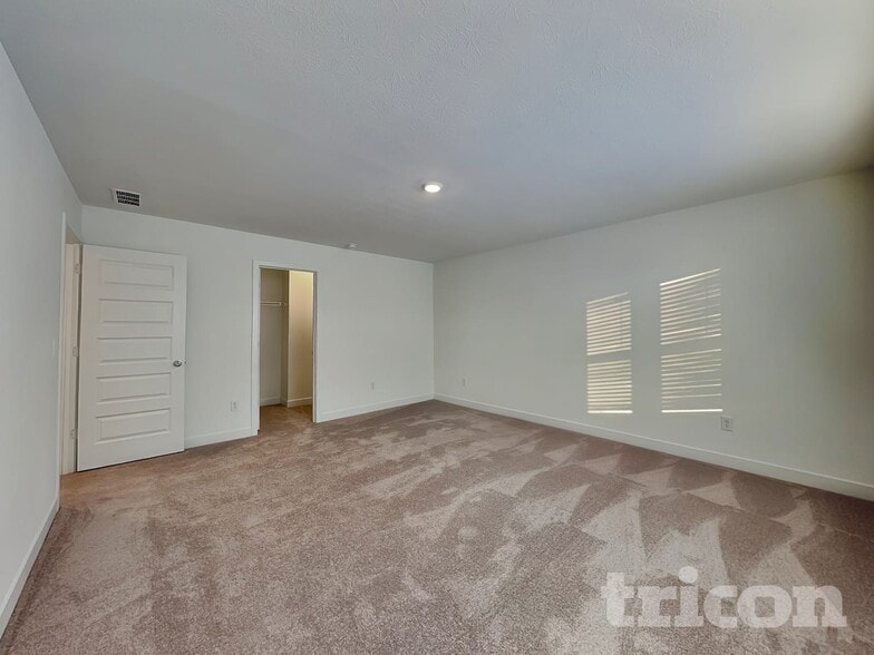 Building Photo - 11819 Moorfield Ln