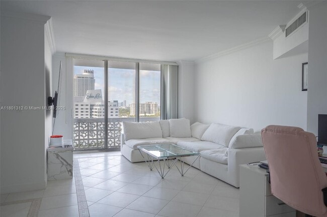 Building Photo - 4747 Collins Ave