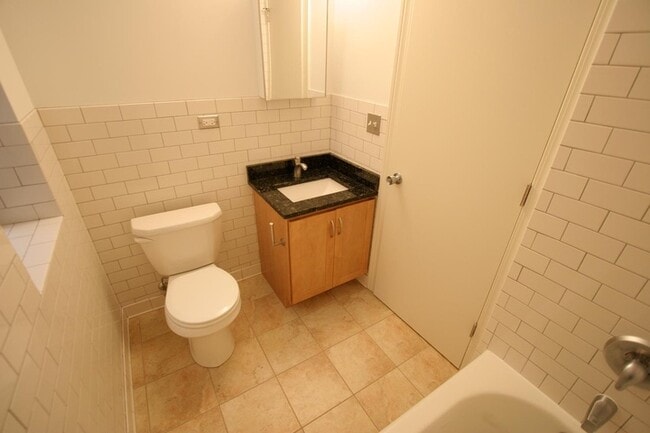 Floorplan - 5401-5405 S. Drexel Boulevard
