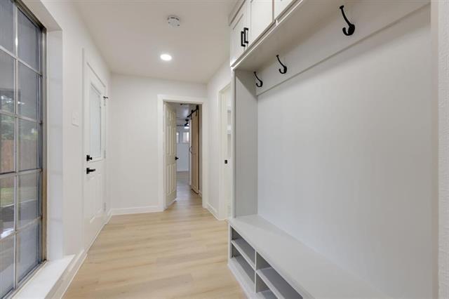 Building Photo - 1308 Magnolia Dr