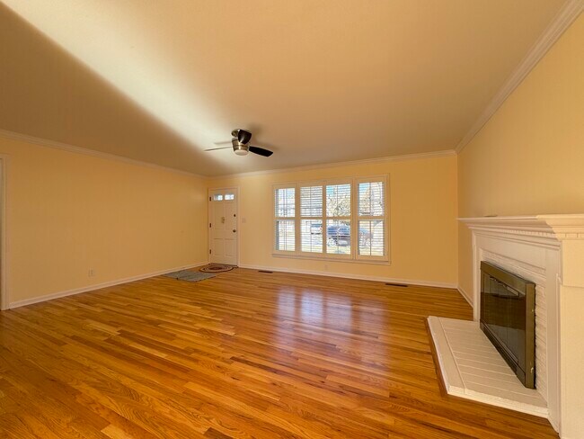 Building Photo - 2908 Cheyenne Cir