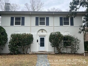 Building Photo - 1940's Charming 4 Bedroom 2 Bath Brick Col...