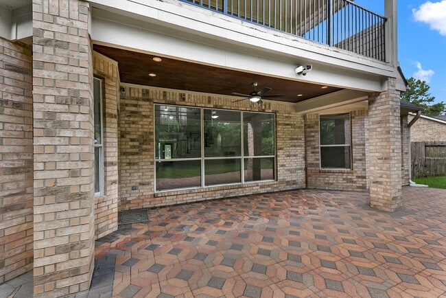 Building Photo - 1030 Bayou Vista Ct