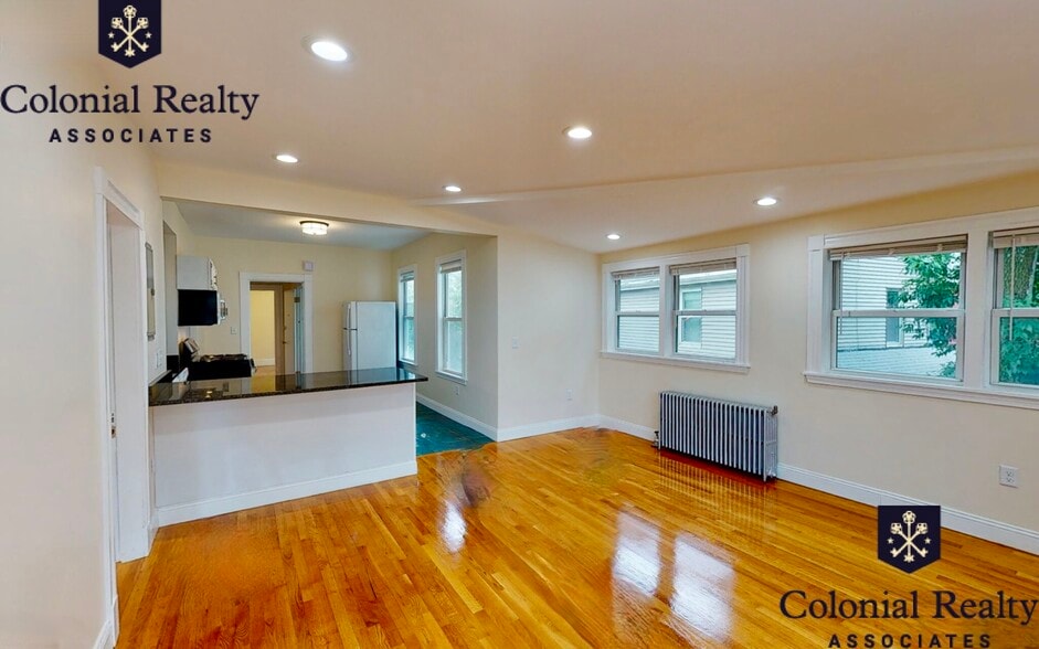 Primary Photo - 2572 Massachusetts Ave