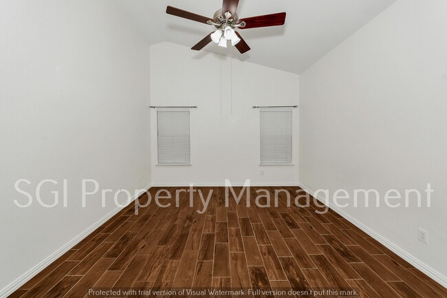 Building Photo - 10117 Sourwood Dr