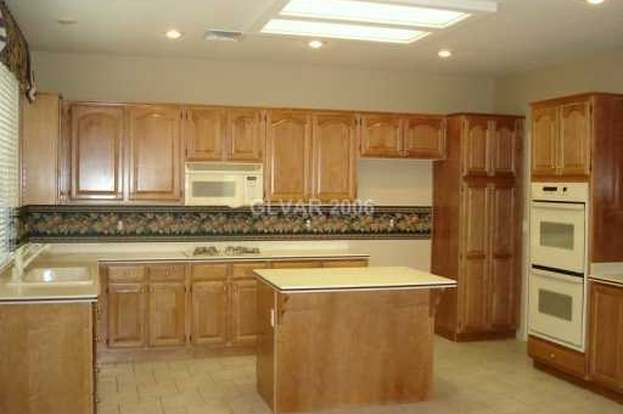 Building Photo - 1254 Autumn Wind Way