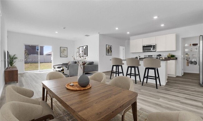 Building Photo - 10583 Gentle Rain Dr