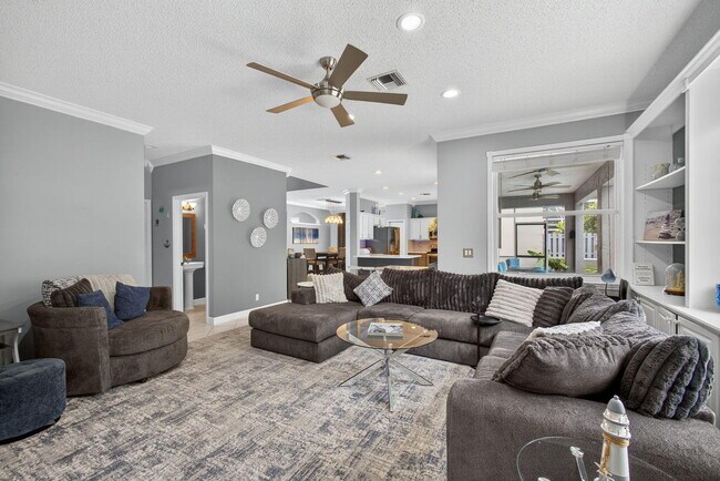 Building Photo - 3738 Old Lighthouse Cir