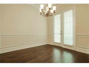 Building Photo - 4055 Victory Dr