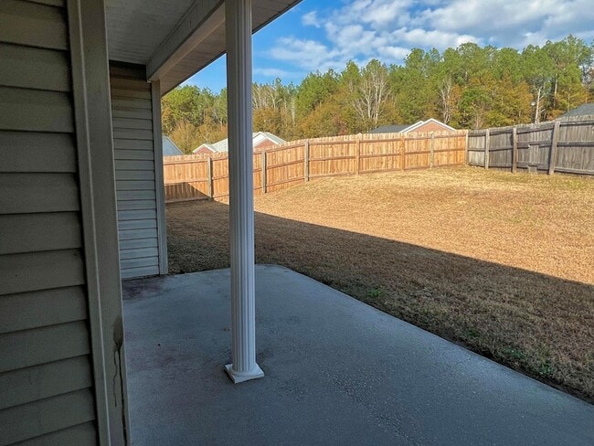 Building Photo - 1725 Tamarind Way