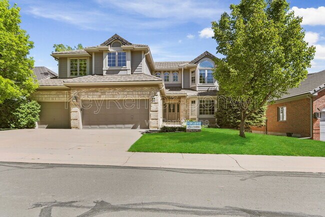 Building Photo - 9616 E Maplewood Cir