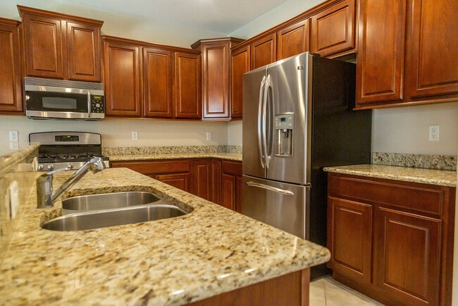 Building Photo - 1252 W Vinovo Pass