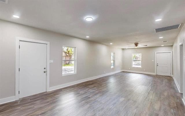 Building Photo - 1500 W Collin St