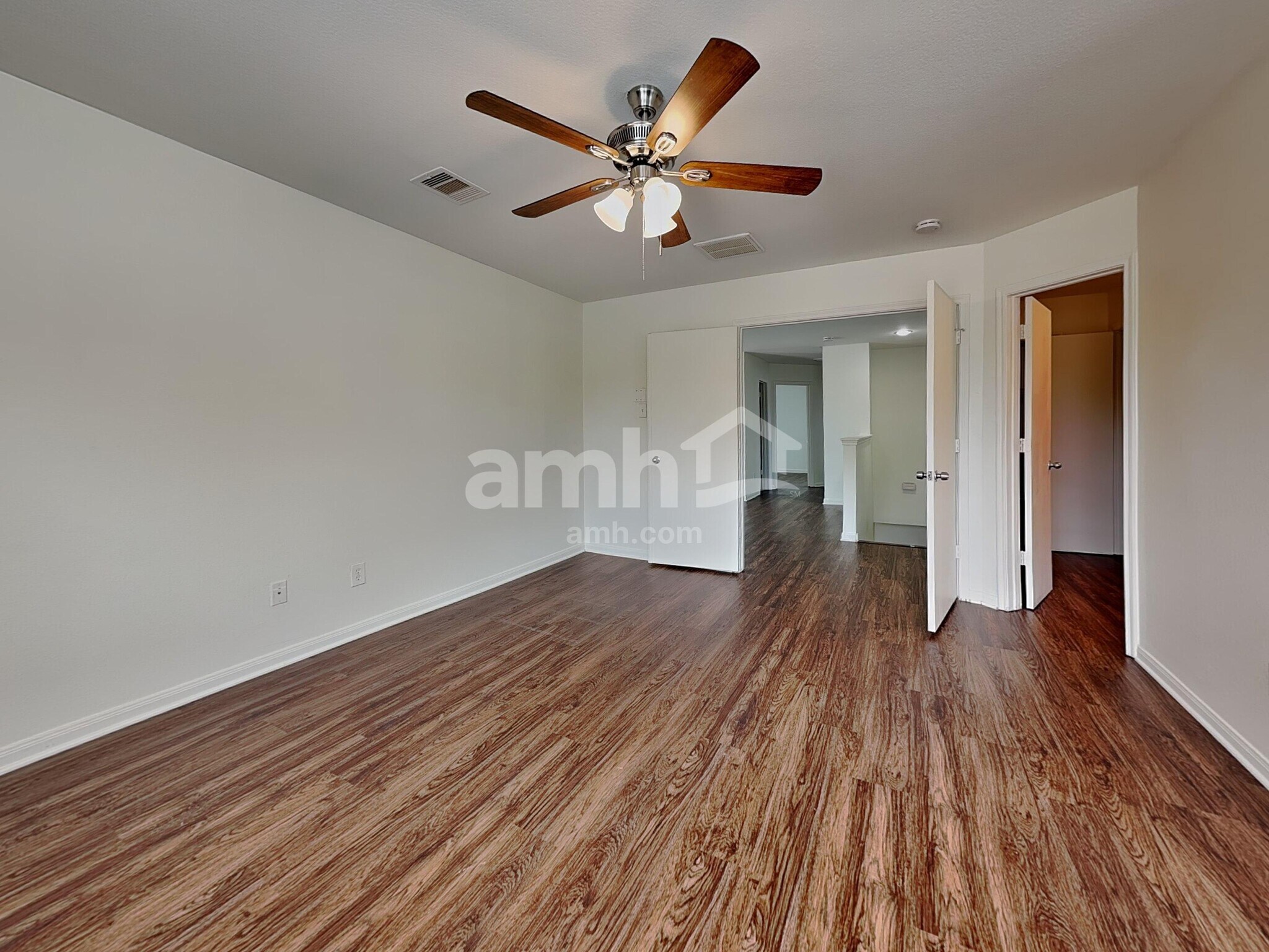 Building Photo - 20719 Dickinson Manor Ln