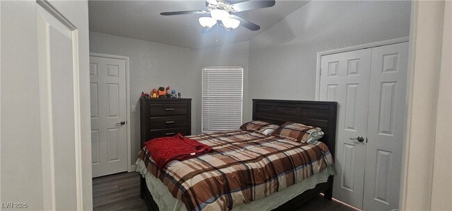 Building Photo - 96 Quiet Desert Ln