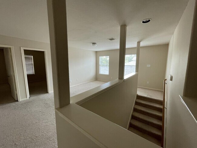Building Photo - 2619 Grayson Point Ln