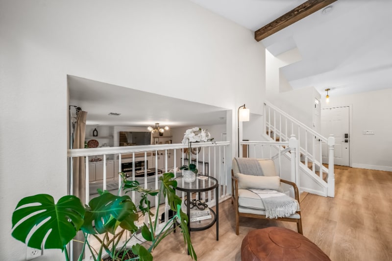 Building Photo - 16410 Martingale Dr