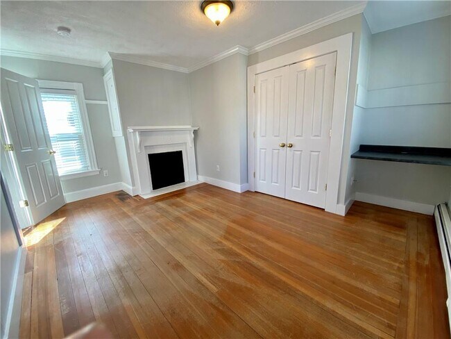 Building Photo - 38 Mann Ave