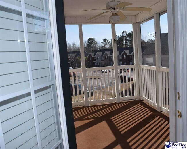 Building Photo - 2125 Sanderling Dr