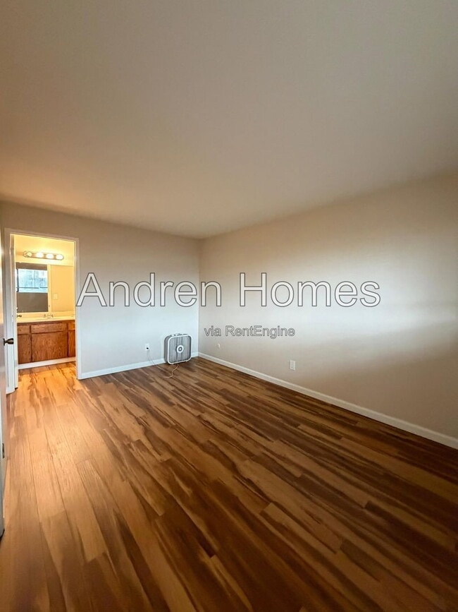 Building Photo - 150 Sea Ridge Ct