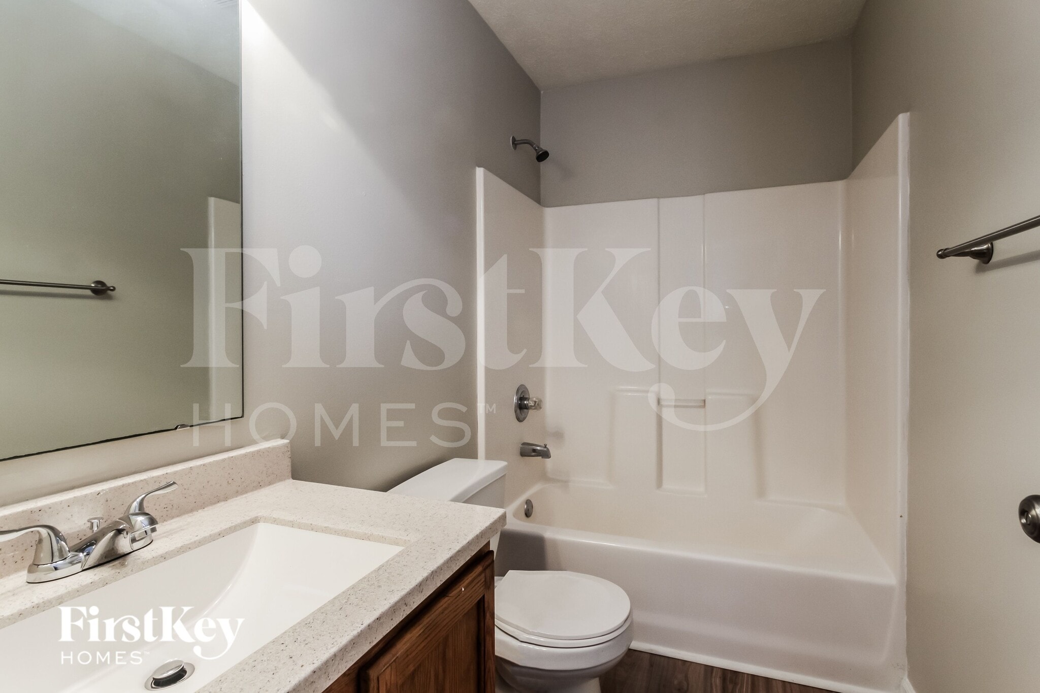 Building Photo - 4827 Lakestone Dr