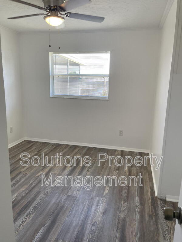 Building Photo - 60 Barbados Dr