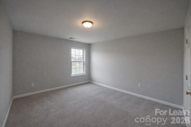 Building Photo - 4831 Stowe Derby Dr