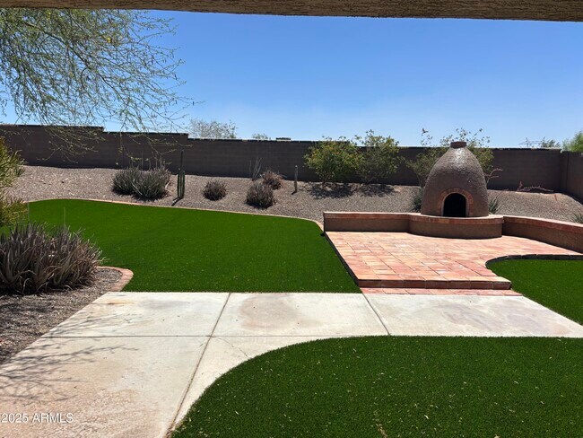 Building Photo - 17553 W Polaris Dr