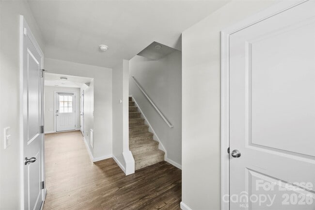 Building Photo - 708 Dillon Wy