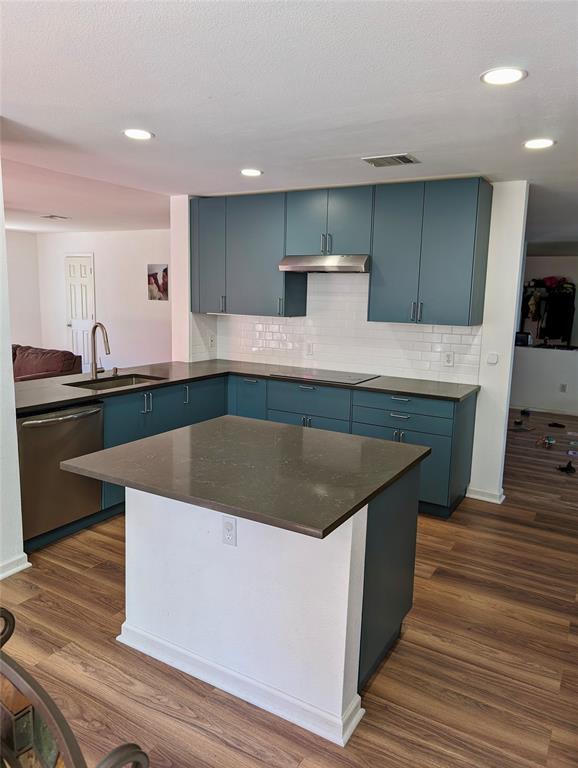 Building Photo - 1605 Balsam Way
