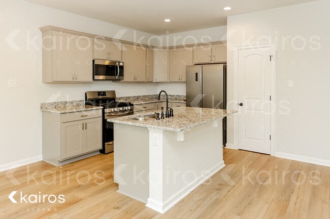 Building Photo - 100 Alpine Meadows Ln