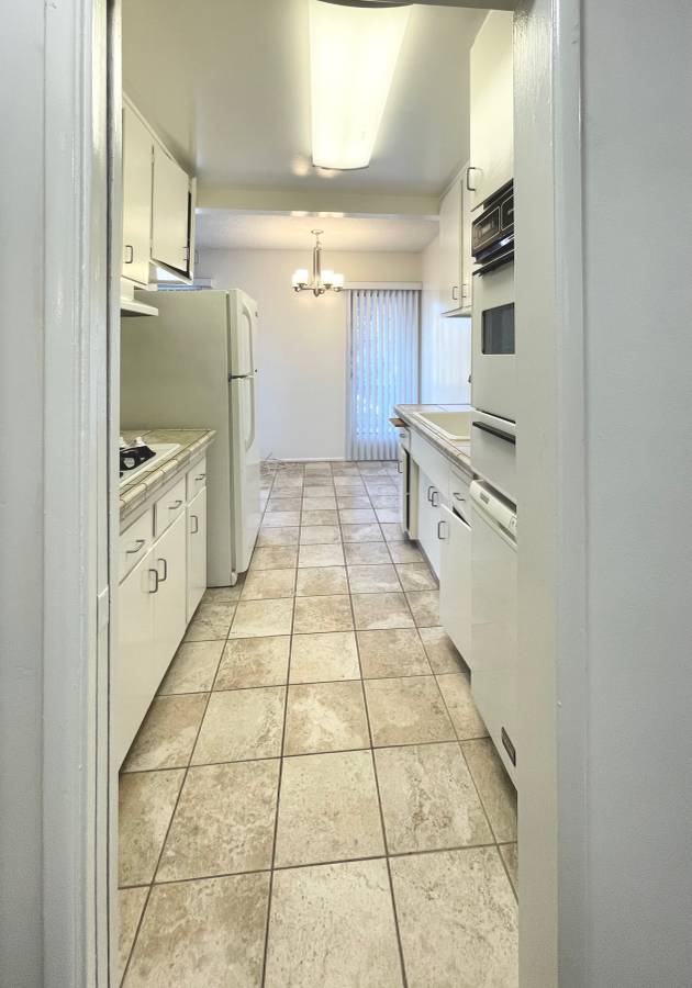 Building Photo - Cheviot House