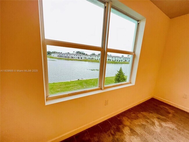 Building Photo - 6935 Harbours Edge Ave