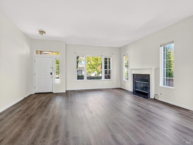 Building Photo - 5794 Owl Hill Ave