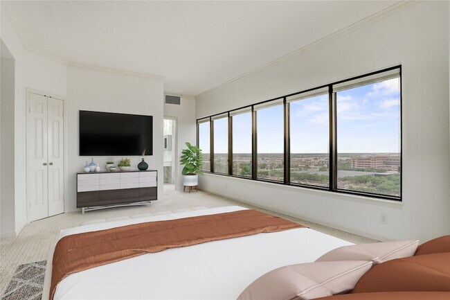 Building Photo - 2001 Holcombe Blvd