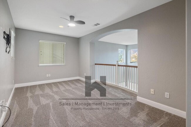 Building Photo - 3169 Brickfield Ave