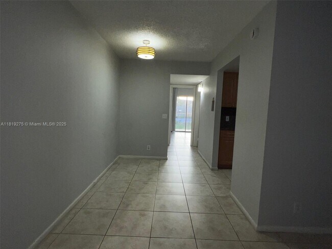 Building Photo - 200 SW 132nd Way