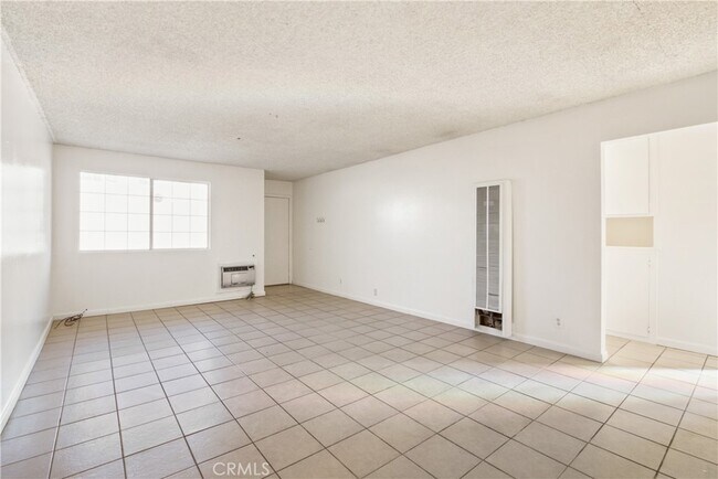 Building Photo - 3025 Garnet Ln